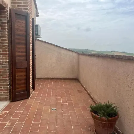 Podere Cedrola - La Terrazza Tatil Evi Asciano