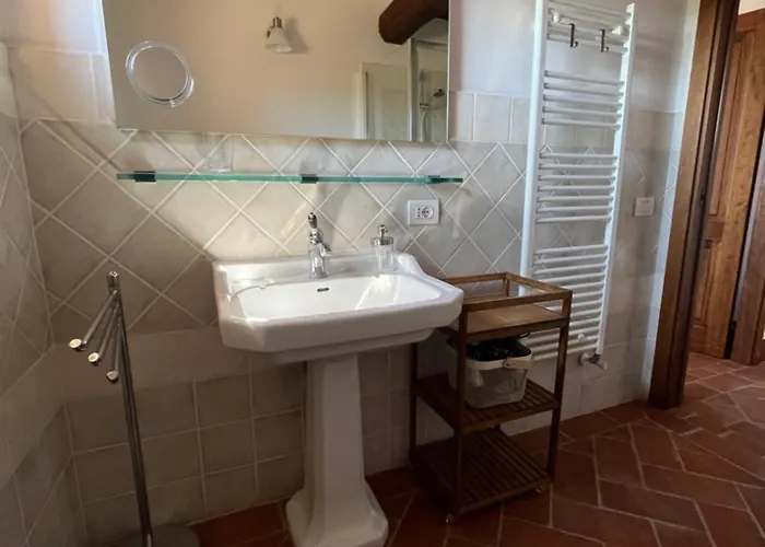 Podere Cedrola - La Terrazza Asciano