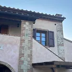 Podere Cedrola - La Terrazza アッシャーノ